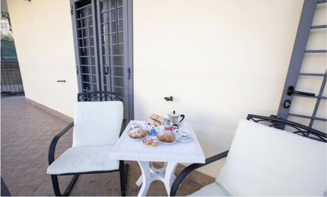 La Razza Home&Restaurant Gragnano Esterno foto