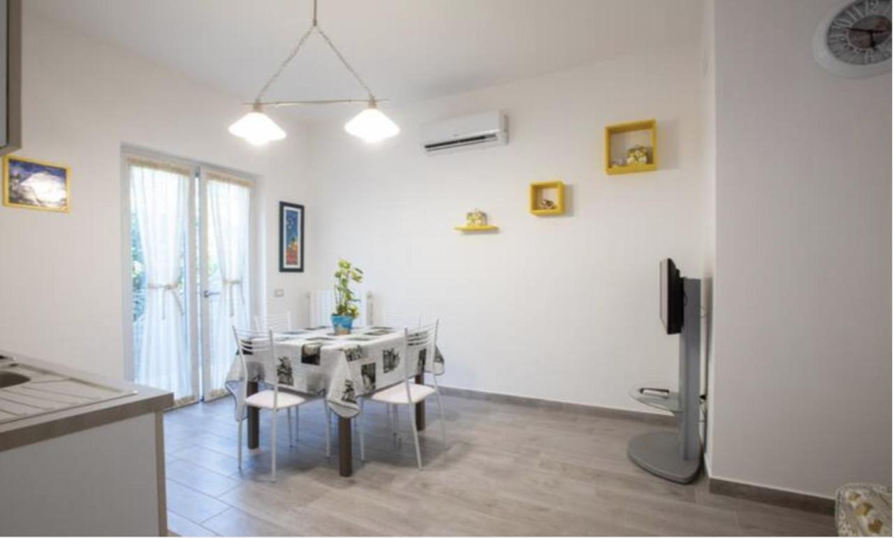 La Razza Home&Restaurant Gragnano Esterno foto